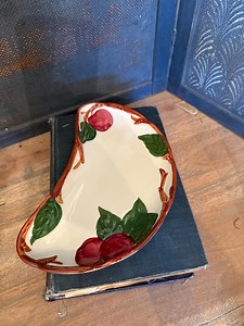 Fransiscan Apple Pattern Crescent Salad Plates | Made in USA | No Damage - Etsy Canada