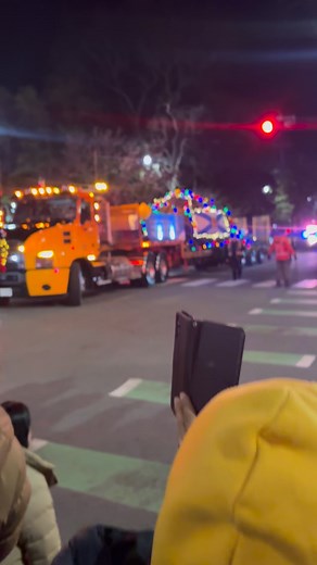 Nova Scotia (Halifax) sends a Christmas tree to Boston every year — a beautiful tradition born from a moment of tragedy. It’s our way of remembering the incredible support Boston gave after the 1917 Halifax Explosion. A simple gift that still carries a whole lot of gratitude. | Nisha Rathore