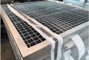 [Hot Item] Jimu Fabricated Square Mesh Grid Ms Steel Press-Lock Gratings
