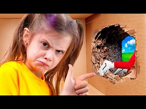 Ultimate Box Fort Maze Challenge with Eva