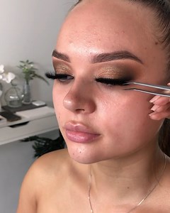 544K views · 10K reactions | Full glam tutorial朗 | MetDaan Nails | Facebook