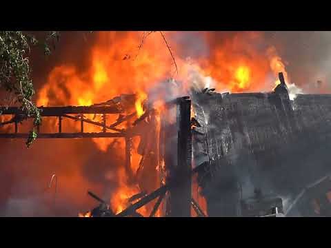 Bakersfield, CA: Firefighters Battle Blazing Bakersfield Structure Fire