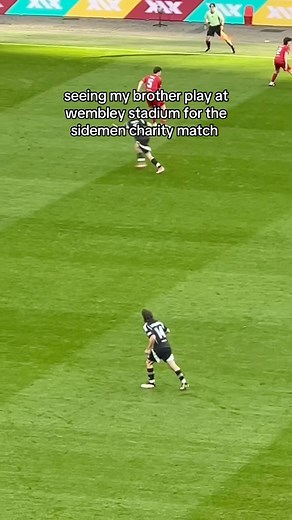 tannar on Instagram: "always proud to be lazarbeams sister #sidemencharitymatch #lazarbeam"