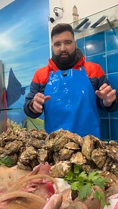 281K views · 29K reactions | ✅ Seguimi per non perdere i prossimi video  #pescheria #ostriche #fyp #neiperte | La perla del mare Foggia | Facebook