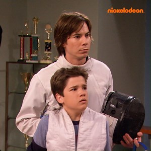 680K views · 18K reactions | Melhor do que ver o Freddie ou o Spencer vencendo o Toder na esgrima, é ver a Sra. Benson entregando tudo e sendo a melhor! 鷺李 #iCarly #MyNick #OMelhorDaNick | Nickelodeon em Português | Facebook