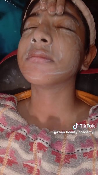 Facial Massage Steps for Glowing Skin