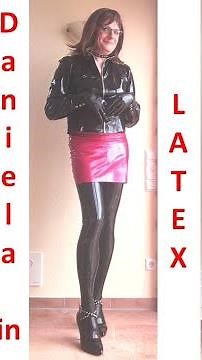 Crossdresser Dani in full Latex