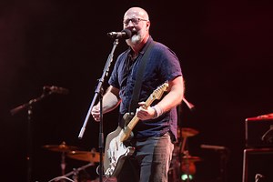 Bob Mould Plots New Tour, Covers Buzzcocks' 'I Don't Mind'