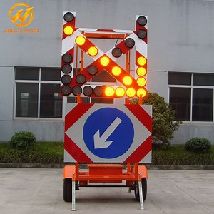 [Hot Item] Mobile Warning Trailer Road Sign Mobile Solar LED Arrow Board Trailer