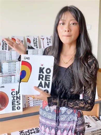 𝐋𝐌𝐁 နဲ့ဘာသာစကားလေ့လာချင်တဲ့သူလေးတွေအတွက် ဒီနေ့တစ်ရက်ထဲရမဲ့ 𝐏𝐫𝐨𝐦𝐨𝐭𝐢𝐨𝐧 အစီအစဉ် 🤩🤩🤩 မူရင်းစျေး-𝟑𝟐,𝟎𝟎𝟎 ကျပ်❌ ကိုမှ ယခု အထူးလျှော့စျေး - 𝟑𝟎,𝟎𝟎𝟎 ကျပ်✅ နဲ့ ဝယ်ယူလို့ရမှာဖြစ်ပါတယ် 𝐌𝐞𝐬𝐬𝐞𝐧𝐠𝐞𝐫 ထိလာရောက်တောင်းဆိုကြတဲ့သူ လေးတွေရဲ့ ဆန္ဒကိုဖြည့်ဆည်းပေးလိုက်ပြီနော် 𝐋𝐌𝐁 ဘာသာစကားအစုံ 𝐒𝐭𝐨𝐜𝐤 ထပ်ဖြည့်ပေးထားပါတယ် 😍 ဟိုစာအုပ်ရသေးလား ၊ ဒီစာအုပ်ရသေးလားမေးစရာမလိုအောင်ဖြေပေးလိုက်ပြီနော် 😁 𝐒𝐭𝐨𝐜𝐤 ရှိသလောက်ပဲရောင်းချပေးမှာဖြစ်လို့ အခုပဲအမြန်ဆုံး အော်ဒါတင်လိုက်တော့နော် ✌️ 𝐋𝐌�