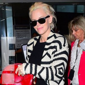 Jenny McCarthy Breaks Her Silence After Jim Carrey's Girlfriend Dies in Apparent Suicide—Watch