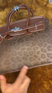 Jaguar pattern super premium hand bag! 🐆 We provide the BEST quality product! Quality guaranteed! Quality first 🔥 | Bags and Shoes
