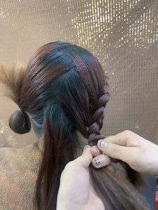 2.9K views · 29 reactions | បង្រៀនក្រងសក់ចាបញ្ចុះតម្លៃ50%សម្រាប់ការចុះឈ្មោះចូលរៀនសាខាសន្ធម៉ុក098881785 | Plus+Store | Facebook