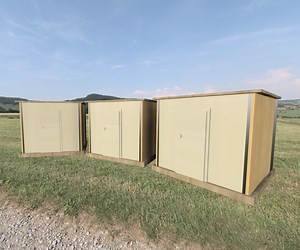 Rapid-Deploy Folding Shelter