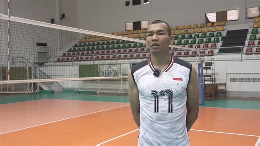 Tim bola voli putra Indonesia berharap dapat meraih prestasi terbaik di Asian Games Hangzhou mendatang. Tim Indonesia dipimpin oleh Jiang Jie, mantan pemain tim nasional bola voli China. SOUNDBITE 1 (Bahasa Mandarin): JIANG JIE, Pelatih kepala tim bola voli putra Indonesia "Saya mulai memimpin tim nasional Indonesia pada Maret 2022. Saya memimpin tim untuk berlaga dalam SEA Games sebanyak dua kali dan kami menyabet emas dalam dua keikutsertaan itu. Melalui Asian Games, saya berharap tim saya dap
