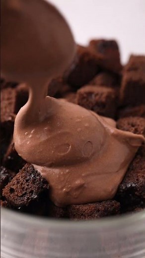 Chocolate Raspberry Trifle Recipe - Recipe link in description