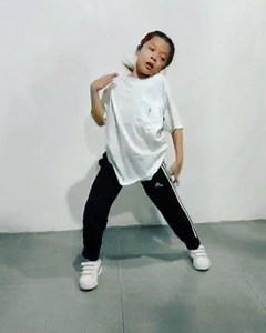 56K views · 1.7K reactions | Positions by Ariana Grande . Matt Steffanina choreography . DNCR Academy . 9yo kiddo cover || rayray . #dncracademy #dncr #positions #arianagrande #mattsteffanina | Rayray | Facebook