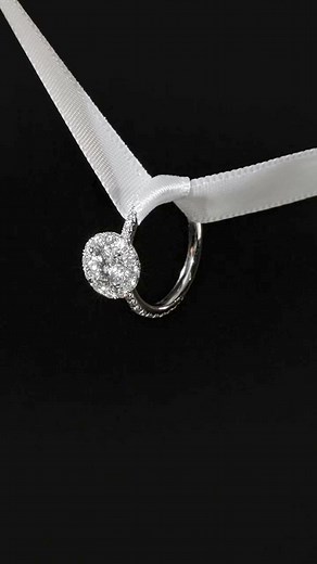 Intricately crafted in French cut pavé setting, our VELA rings deliver unparalleled brilliance this holiday season. #HeartsOnFireVELA #HeartsOnFire #Diamonds #arthursjewelers #ShareLove ( # @heartsonfire ) #arthursmoment | Arthur's Jewelers | Facebook