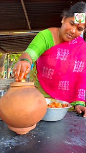 630K views · 3.9K reactions | Pot Chicken Curry Ek Baar Khake Dekho | Rangers cooking show | Facebook