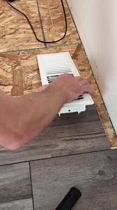 124K views · 255 reactions | Quick Laminate Flooring Hacks on Stairs蝹 . . . . #diy #laminate #stairs #bathroom #contractor #construction #tips | COnstructionnZ | Facebook