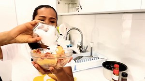 303K views · 10K reactions | Mbak Yanti mau ngajarin kita bikin makanan simple yang enak. Yukk cobainn! | MDTV | Facebook