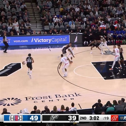 18K views · 558 reactions | HUGE SLAM! | L.A. Clippers | Facebook