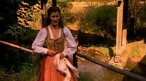 Lusty-Liaisons-1-(Vasnive-znamosti-2,-eroticky-film-USA-1994-hraju--Katarína-Brychtová