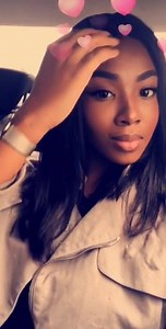 Quand ta cliente est satisfaite de ses mèches 😍😍😍😍😍 #cest Zooooooooo #OnDiiitPas #Y’a Dieu dedans Elle porte des mèches longueur 10 plus closure kim Longueur 10 😌🥰 📍angré a côté de la pharmacie 7eme tranche 📞58896548 La qualité fait la différence. Laissez vous chouchoutez par des passionnés 🥰❣️ | Mille et une Merveilles