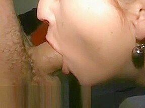 Sexy Girlfriend Learning DeepThroat