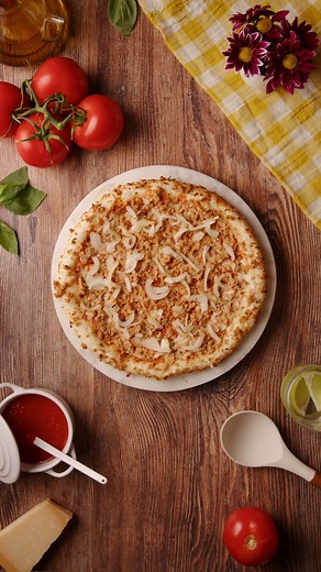 265K views · 57 reactions | Bem-vind@ a casa!  Com a Casa di Mama vais voltar às noites de pizza e filmes de quando eras pequen@ 戮 à espera em frente ao forno a ver a pizza crescer e aquele "piii" que marcava o início de uma grande noite 朗 #pizzaloverdroetker #casadimama #pizzasdroetker #massafresca #semprenocongelador #lar | Dr. Oetker Portugal | Facebook