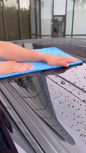 30K views · 231 reactions | Dry your ride with ease with the Thirst Trap Microfiber Chamois Drying Towel!  Thirst Trap Microfiber Chamois Towel combines the ultra-absorbency of a chamois, wrapped in the soft touch of microfiber for an effective, gentle dry. Named for its ability to trap and hold water, it features super absorbency and a quick-wring design, making it durable and reusable for effortless car care. Tap link in bio to get yours NOW❗️ | Chemical Guys | Facebook