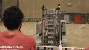 Huge round of applause for Alabama Astrobotics, which claimed first place in one of only two categories awarded at the recent Robotic Mining Challenge! 🏆 This team entered the competition as a dynasty in robotic mining contests after placing first in the NASA Robotic Mining Competition: Lunabotics 2022. The team, comprised of about 70 students, has placed first eight times in previous NASA competitions! “The week was a big success. Teams from all over the country participated, and UA was able t