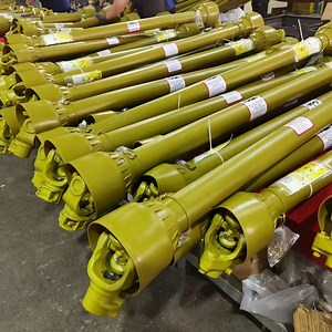 [Hot Item] T4 40HP 1500mm Yiip Universal Joint Yoke Cardan Shaft Pto Drive Shaft for Agriculture Machinery Baler