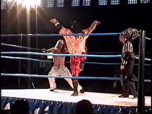 Scott Savage w/ Sarah Stock vs Insanity - RAW - July 8th 2002