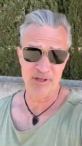 Lasst uns gemeinsam feiern. 🥳 Wann? Am 4. Juni Wo: Im Eltzhof 👉 TICKETS: https://bit.ly/43nENVR | Klüngelköpp