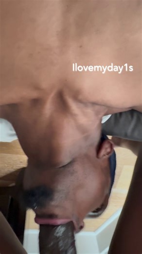 RT @ilovemyday1s: This called throatfucking at its finest 🍆 💪🏿