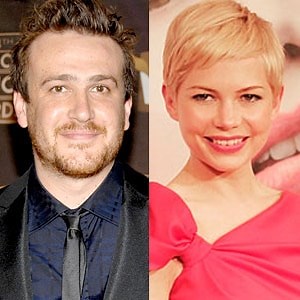 Jason Segel, Michelle Williams Take Romance Public at Five-Year Engagement Premiere