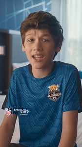 Complimentary hot breakfast for the family | SpringHill Suites by Marriott