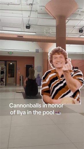 Cannonball baby 😮‍💨 a nice core burst #barrecore #ilyarozanov #barreworkout #stl