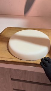 5.4K views · 803 reactions | Esto no es una crema común. Es sebo de...