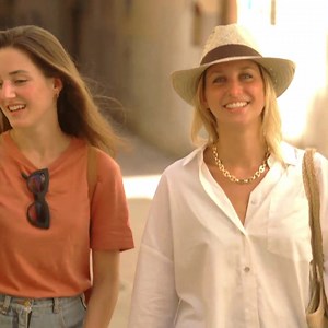 Dreaming of a Mediterranean getaway? Look no further than Palma de Mallorca — a Spanish gem with golden beaches, picturesque streets, vibrant markets, and centuries-old architecture. Be sure to indulge in local Mediterranean cuisine. Whether a quaint cafe or a Michelin-starred restaurant, Palma de Mallorca has it all. Let us curate your Spanish getaway; get in touch today! ✈️ https://www.cruiseone.com/Norwegian | CruiseOne