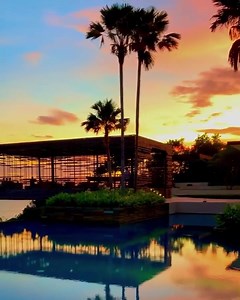 Un magnifique coucher de soleil à .. : Bali  .. 李 | Safari Voyages | Facebook