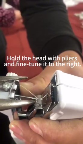 Handheld Mini Sewing Machine, Portable Sewing Machine with Sewing Supples for Fast Stitching and Home DIY, Travel (Black)