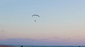 Paragliding Over Sea Stunning Sunset Views 库存影片视频（100% 免版税）3484392255 | Shutterstock