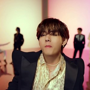 BTS — Butter (Hotter remix). #V | Lｏｖｅｌｙ Tａｅｈｙｕｎｇ