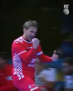 🇭🇷 Time for a bowling shot from Luka Cindric at #France2017 🎳😅 | International Handball Federation