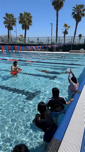 Dive into new experiences during #AdultLearnToSwimMonth! 🏊‍♂️ If you're an adult and interested in learning how to swim, the City's Parks and Recreation Department offers low-cost swimming lessons. Learn how to register for a class: sandiego.gov/pools/programs/swim-program | City of San Diego