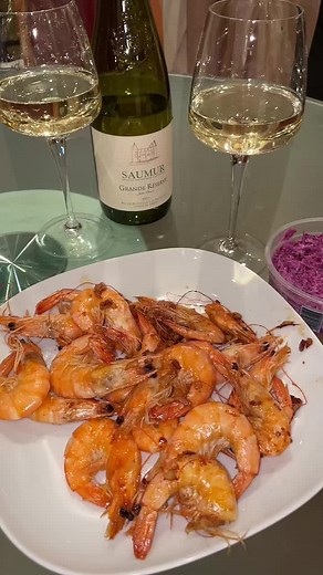 Delicious Shrimp Mukbang with White Wine Pairing
