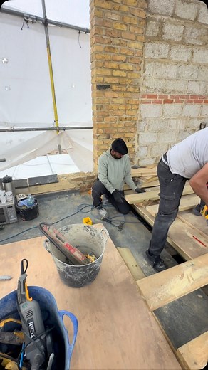 Eden construction this is how we do it 💪🏼#construction #loftconversion #renovation #extensions #building #ealing #chiswick #buildingproject #buildingproject # | Eden construction