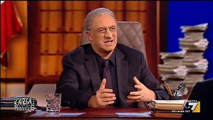 Crozza-De Luca: questo paese deve tutto ad Agnese moglie di Gualtiero Renzi